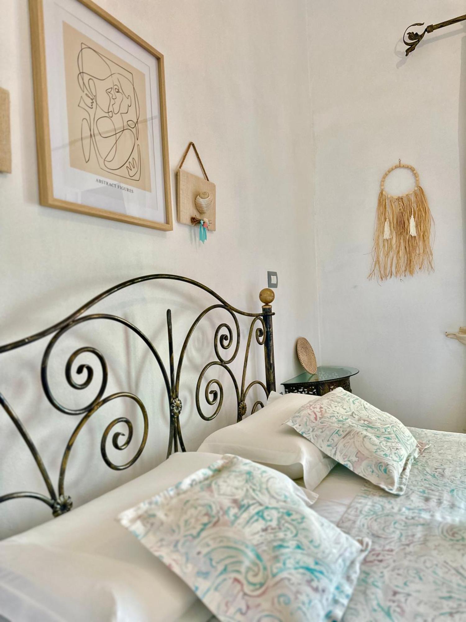 Hotel Imperial Dhermi Bagian luar foto